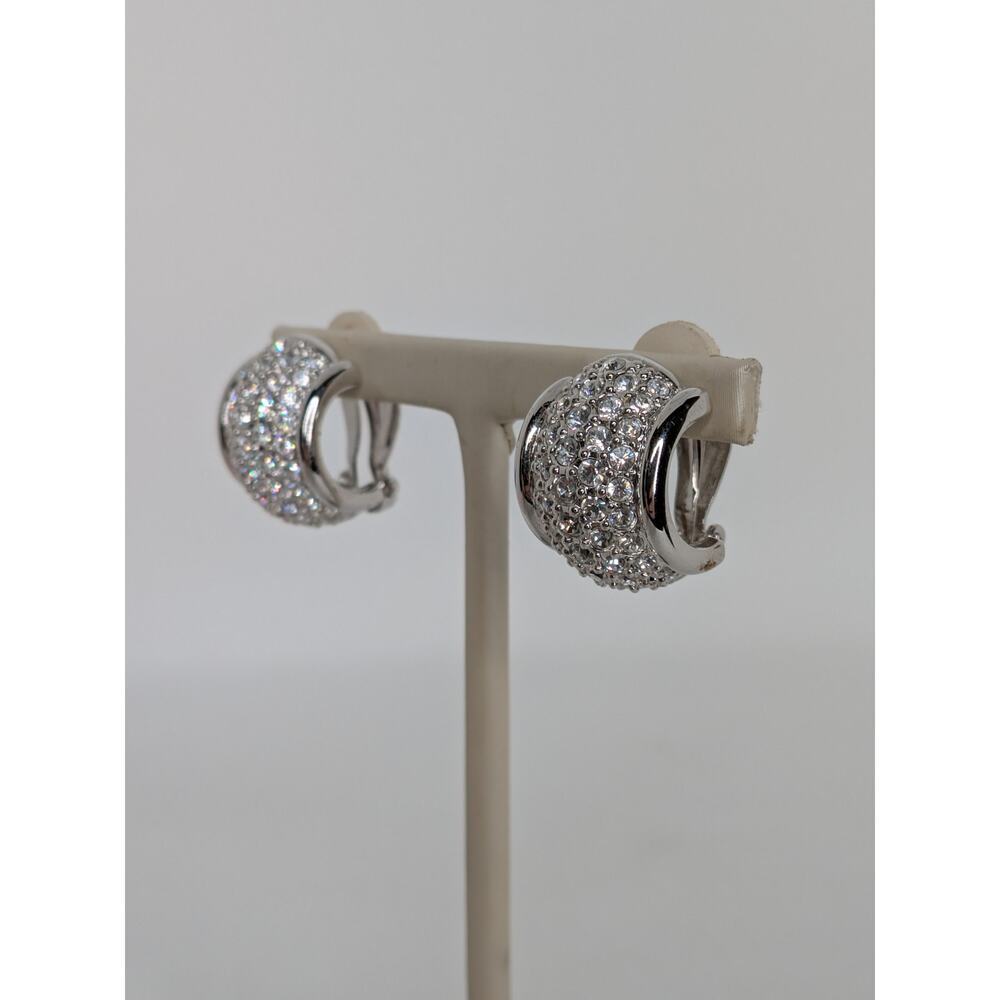 Swarovski Crystal Huggie Hoop Silver Vintage Clip Earrings in Excellent Cond. - Picture 2 of 5